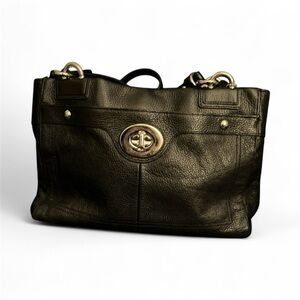 Coach Black Pebbled Leather F16531 Penelope Shoulderbag